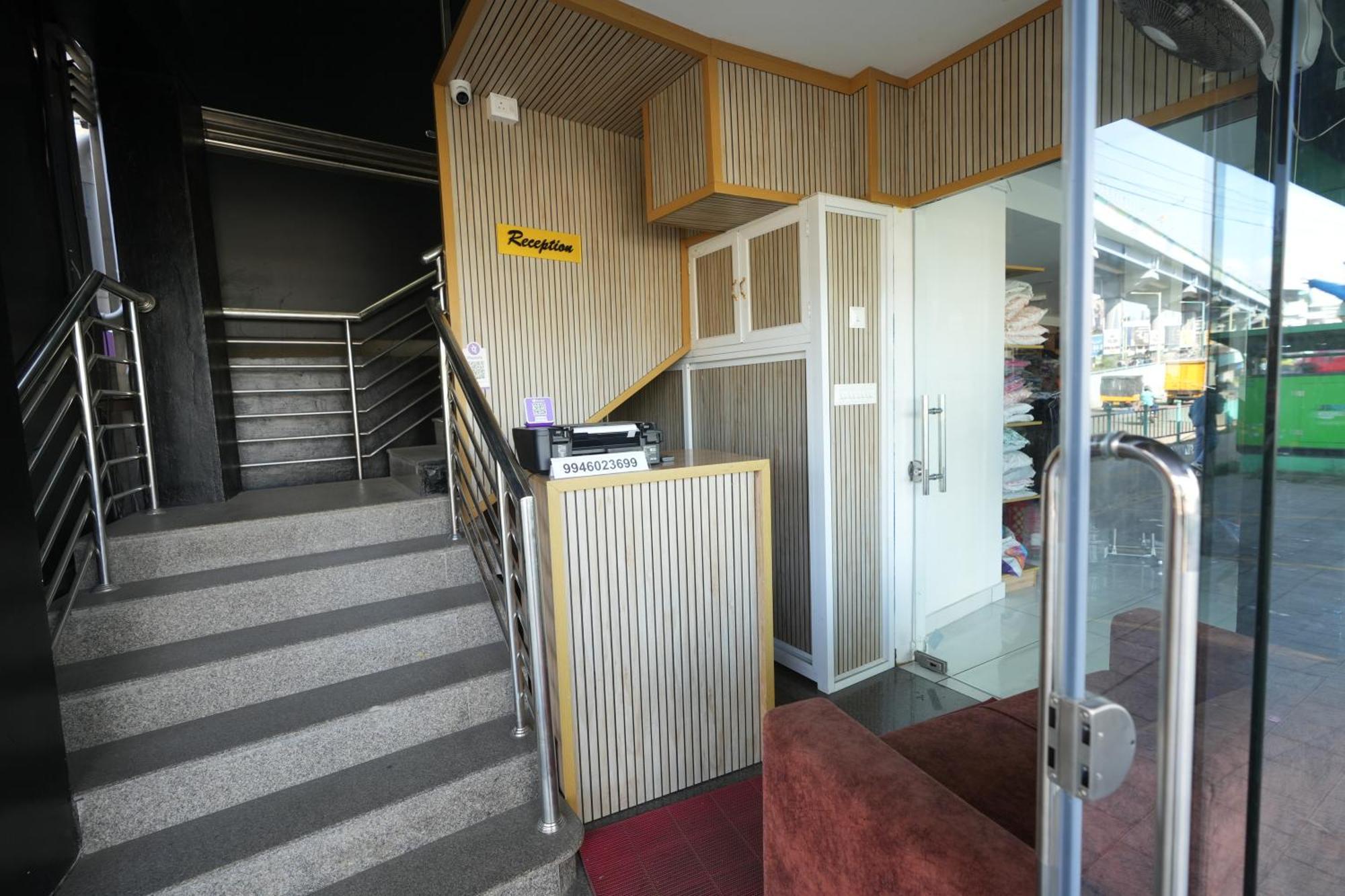 Amsher Suit Lulu Mall Road Hotel Kochi Ngoại thất bức ảnh